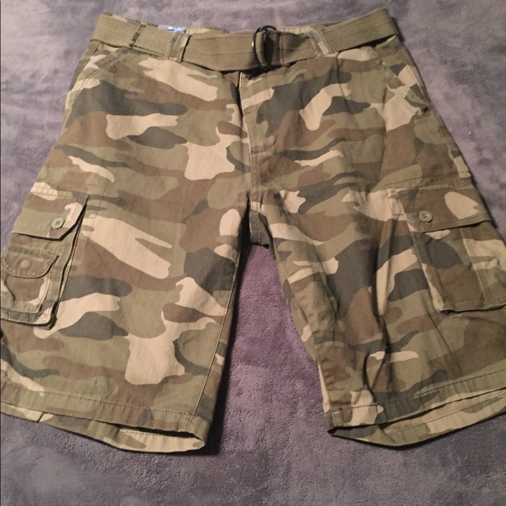 Ecko Unlimited Camo Shorts New 36